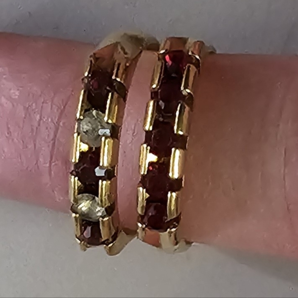 Avon Elegant Gold and Red Gemstone Ring Set